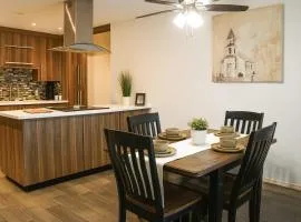 Cozy House in Mayberry