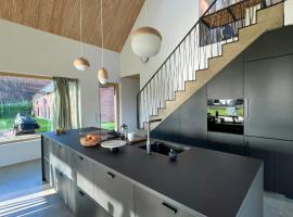 Architect's House With Nature View, hotel in Wellendorf