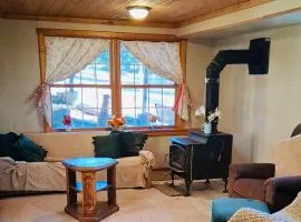 Charming Home with Stunning Pikes Peak Views