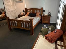 Everingham Views, δωμάτιο σε οικογενειακή κατοικία σε Rockhampton