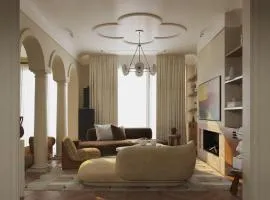 The Emerald Lotus Hanoi-Elegant Stay with Rooftop Pool & Elevator- Near Old Quarter