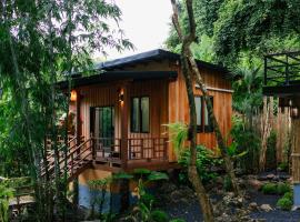 Laydaman Art Homestay, chalet i Ao Luk