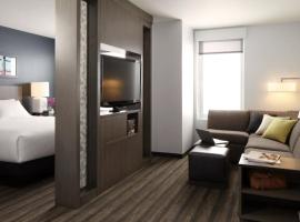 Hyatt House Fresno/Campus Pointe, hotel near Fresno Yosemite International Airport - FAT, Fresno