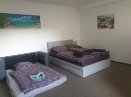 Kleine Oase bei Nina 2