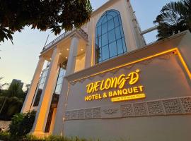 The Long D Hotel and Banquet Surat Airport Rd, ξενοδοχείο σε Surat