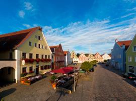 Zum Dallmayr Hotel Garni, hótel í Berching