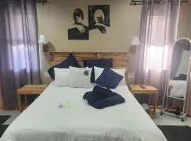 Anique's Guest house