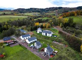 Apartment Roku 2024 - JELEŃ & NATURA, hotel em Kudowa-Zdrój