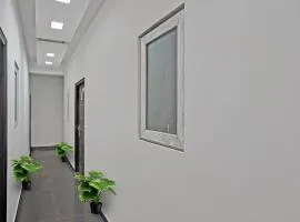 Signature Hotel Noida-62