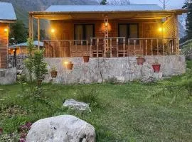 Grey Walls Mountain Huts & Cottages
