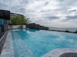 Bluphere Residence by Prop Hopper