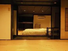 泊まれるカフェ龍さん家