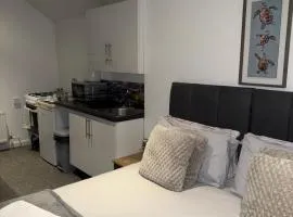 Cosy countryside stay- Waters Upton, Telford