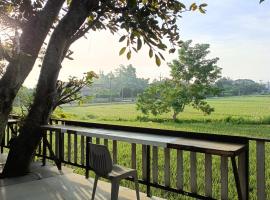 Six Nature Resort, hotel in Chiang Rai