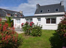 maison 6 personnes, hotel din Locquirec