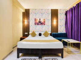 The Swarnim Vista Hotel, hotel a Noida