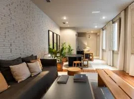 Colectia Stays Pau Claris