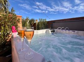 L'Hacienda Soléa, ξενοδοχείο σε Calmont