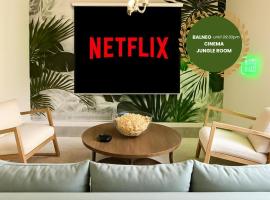 Balneo & Ciné - Jungle Touch - Direct Genève - Gare Bellegarde, hotel in Bellegarde-sur-Valserine