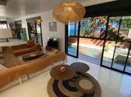 Villa Mahana piscine privée vue mer Etang Salé