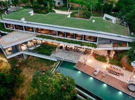 Đồi Quán Boutique Mansion Ba Vi, chata v destinaci Xóm Trông