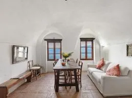 A Retreat With A View - Unità 2