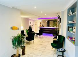 tauwerk Hotel、にあるJade Weser Airport - WVNの周辺ホテル