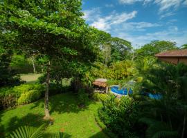 Veranda 2B 3 bdr Golf Course View in Los Suenos, hotel in Herradura