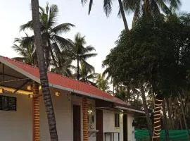 His Grace Beach Avenue & Camping - Malpe Beach