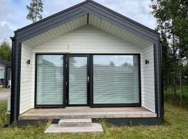 Oma rauha 30 minuuttia lentokentältä!, hotel a Jokela