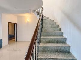 Ck hotel in, hotel en Covelong