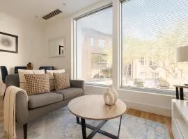 Modern Flat near Heathrow Airport