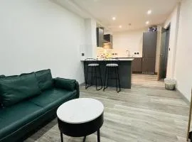 Preston City centre Winckley Square Flat