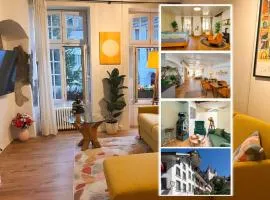 Leone Stays - Golden Castle Loft