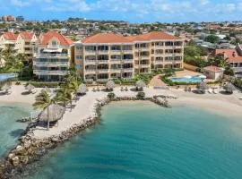 The Strand apartment for 5 guests with pool and beach