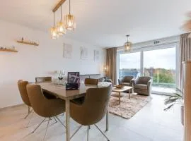 Balcony Beach & Pool Access Family-Friendly Stay