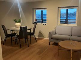 Apartment right by Karmsund，位于Karmøy的酒店