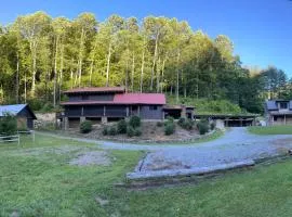 Wagon Gap Trail: Lodge Lórien