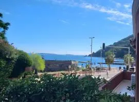 Les pieds dans l eau