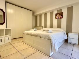 5 min dal Mare Grazioso Trilocale，阿拉西奧的飯店