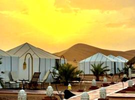 Majestic Dunes Luxury Camp, hotel em Merzouga