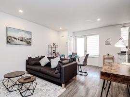 Condo élégant au centre de Montréal, hotel in Montréal