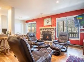 SV115 Walk to Lifts & Town - Hot Tub & Pool