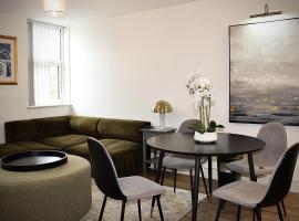 2 Bed Apartment, Free Parking, Chelmsford City Centre, with Sky Sports, Movies and Netflix，位于切姆的酒店