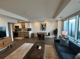 Waterfront penthouse 1 Bedroom with 6 appliances