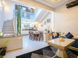 Riad 3ch, proche Médina, résidence avec piscines