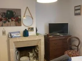 Maison Cosy et Typique au Coeur de Maule