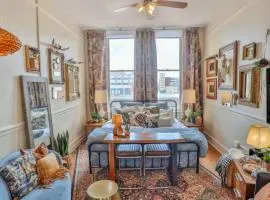 Walk Everywhere - Charming Studio on the Riverwalk