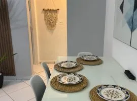 Apartamento em Santos no Gonzaga em frente a praia