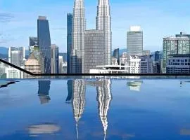 the luxe colony by cozy white